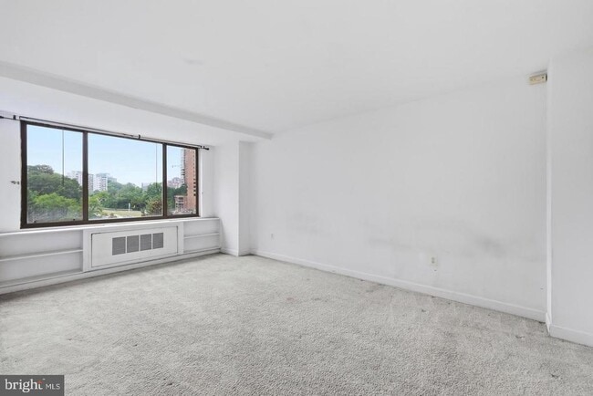 Building Photo - 1121 Arlington Blvd