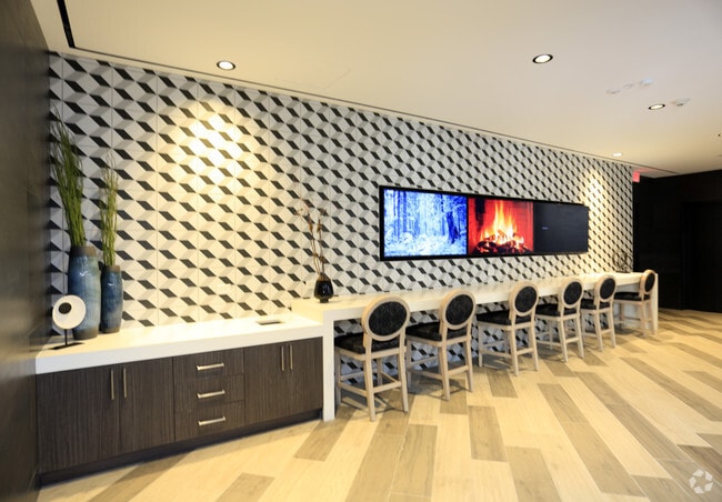 Interior Photo - Continuum 55