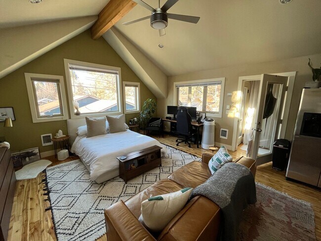 Foto del edificio - 1635nw2