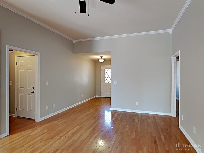 Building Photo - 3767 Bret Dr