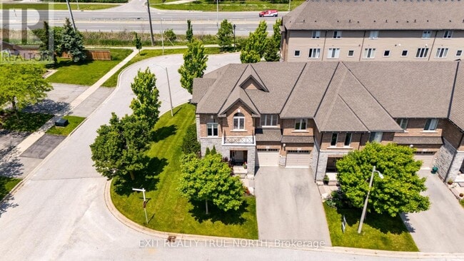 Building Photo - 3005 Glover Ln