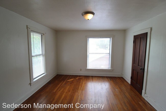 Building Photo - 4044 State Line Rd