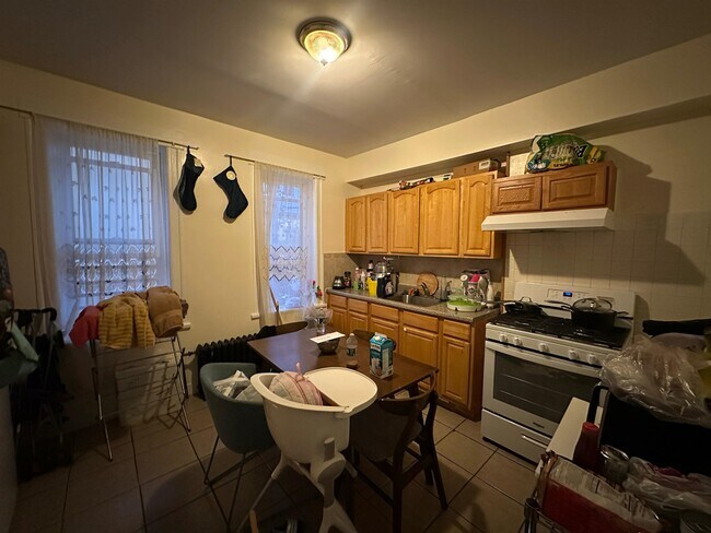 Foto del edificio - 328 62nd St