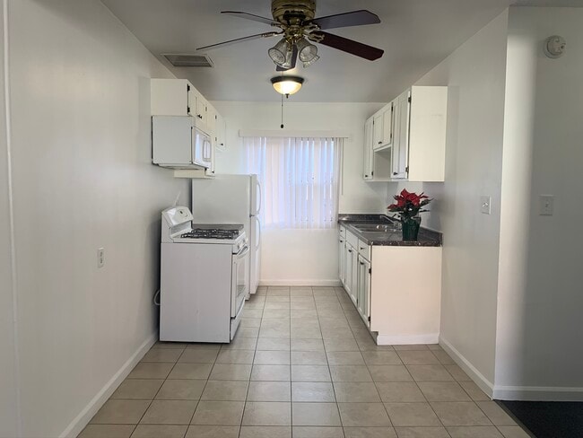 Foto del edificio - 1330 S Wilton Pl