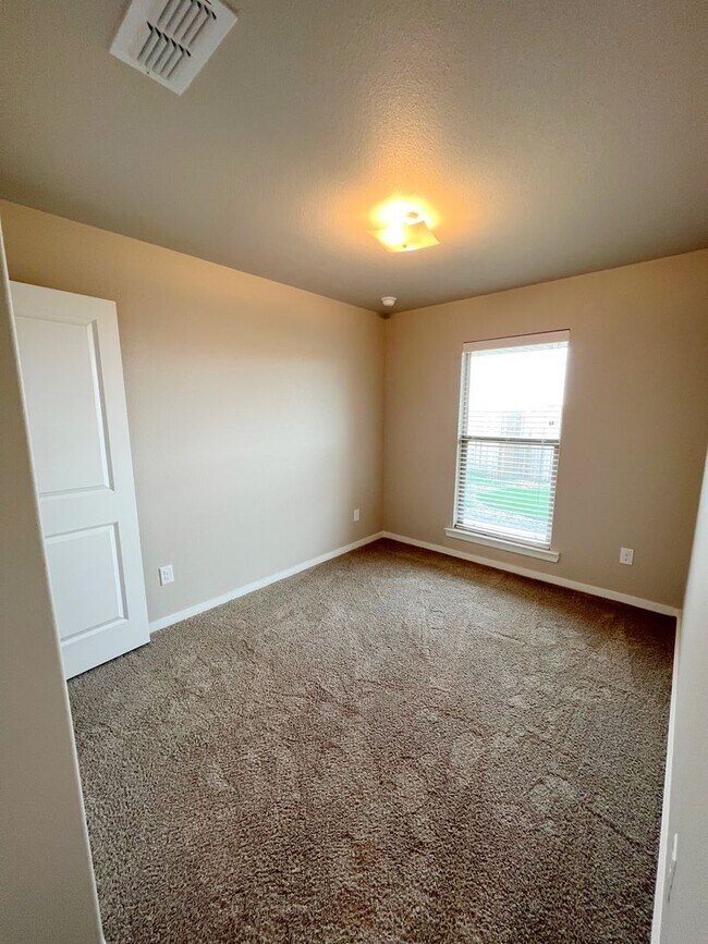 Building Photo - Bell Farms - 2401