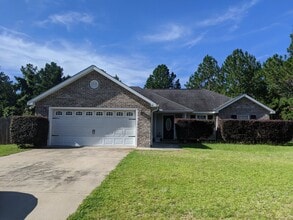 Building Photo - 209 Woolard Way NE