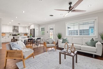 Building Photo - 2407 Willowby Dr