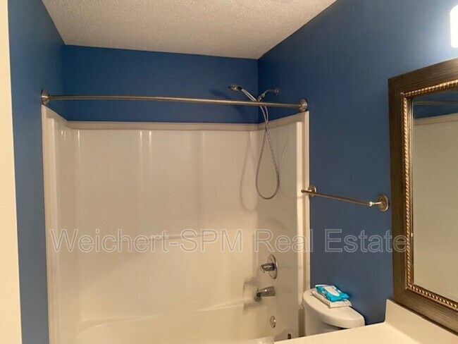 Foto del edificio - 3431 Valley Chase Ln