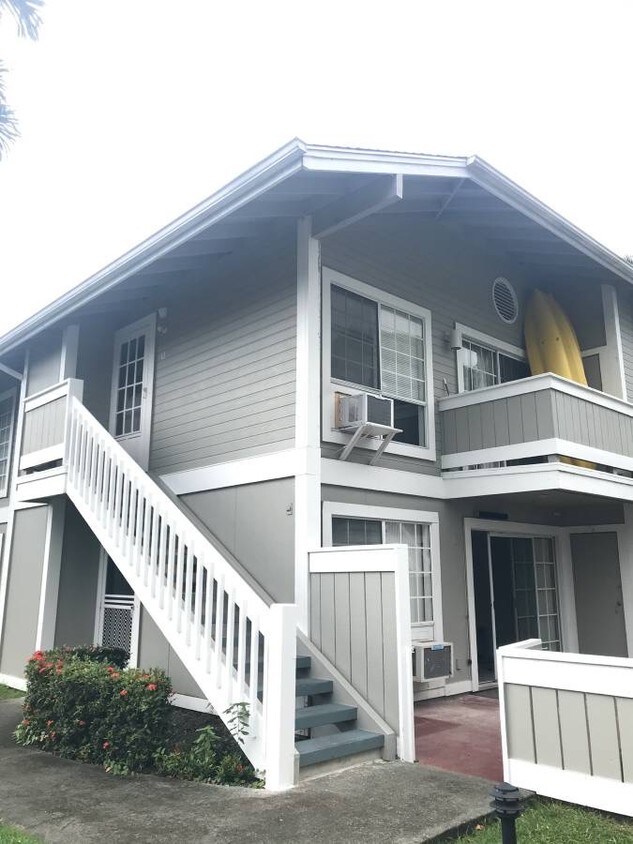 2nd floor unit - 46-1012 Emepela Way