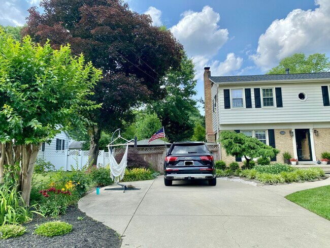 Building Photo - 5606 Farmwood Ct