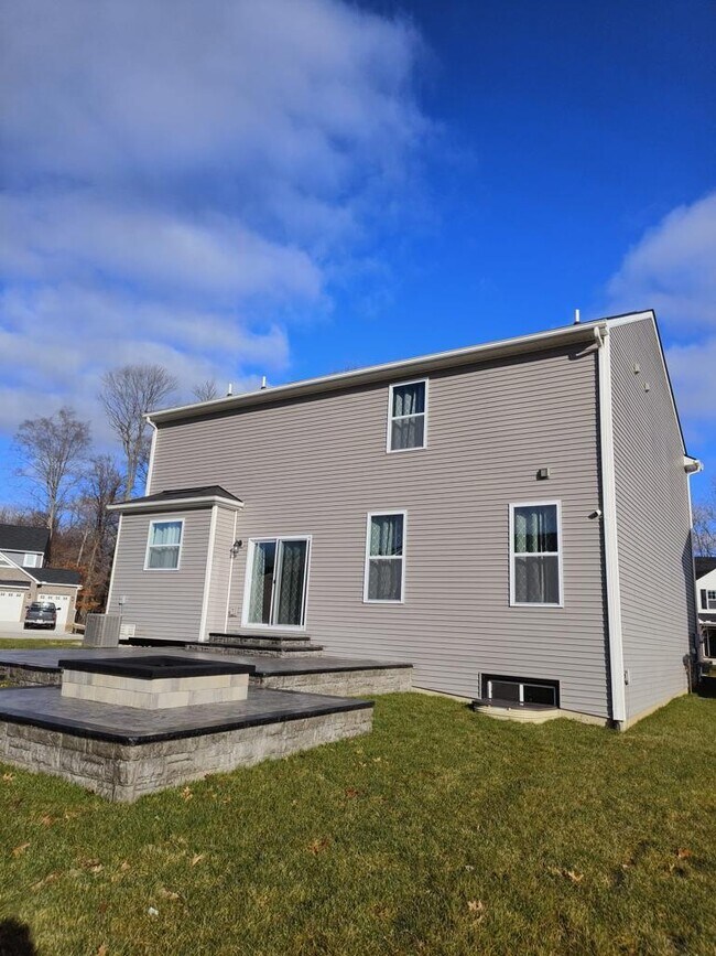 Foto del edificio - 51949 W End Dr