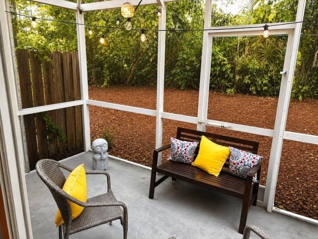 Foto del edificio - 2166 Hacienda Terrace