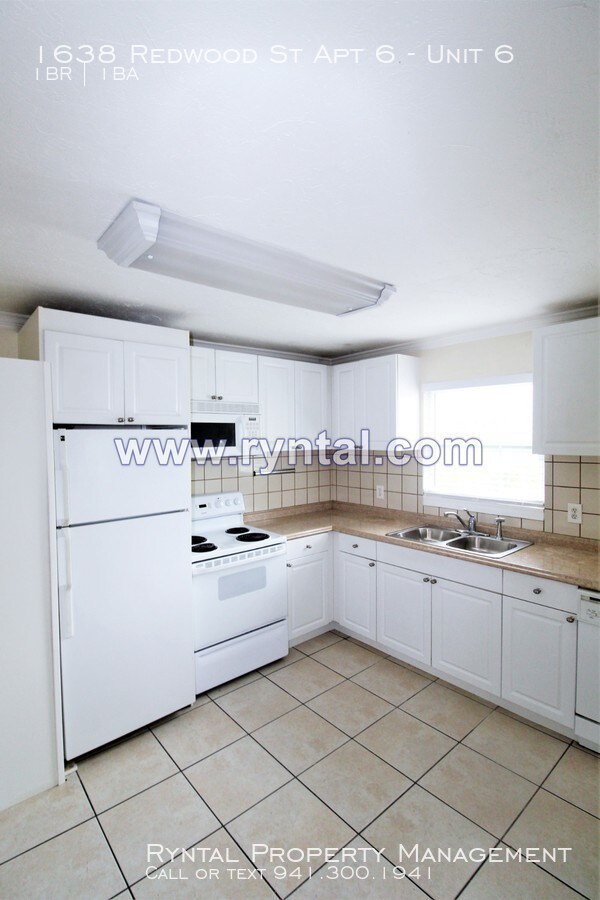 Foto del edificio - FREE RENT! MOVE IN SPECIAL!