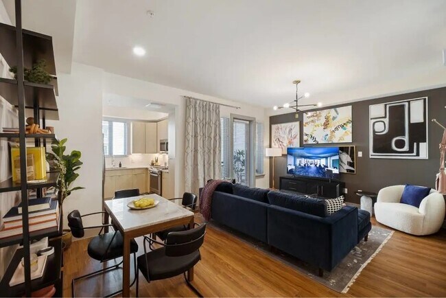 Foto del edificio - 1317 Post Oak Park Dr