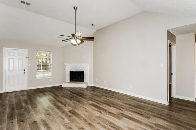 Foto del edificio - 5769 Saranac Ave