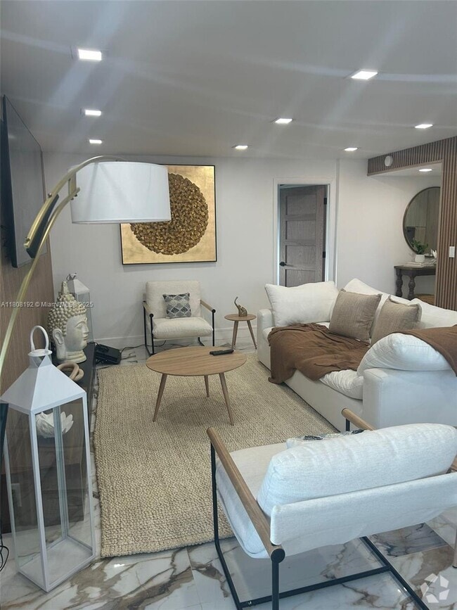 Building Photo - 5480 N Ocean Dr