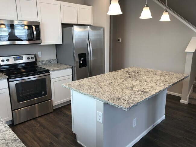 Foto del edificio - 16209 E Elk Dr