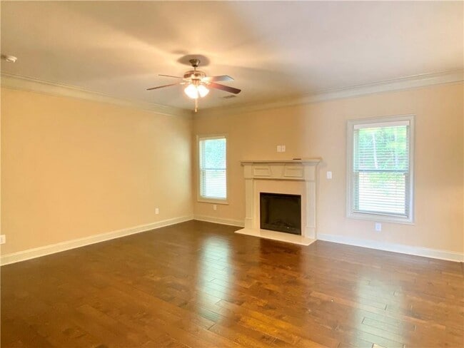 Building Photo - 522 Watercourse Way