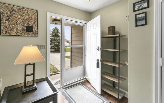 Photo - 6812 Mason St House