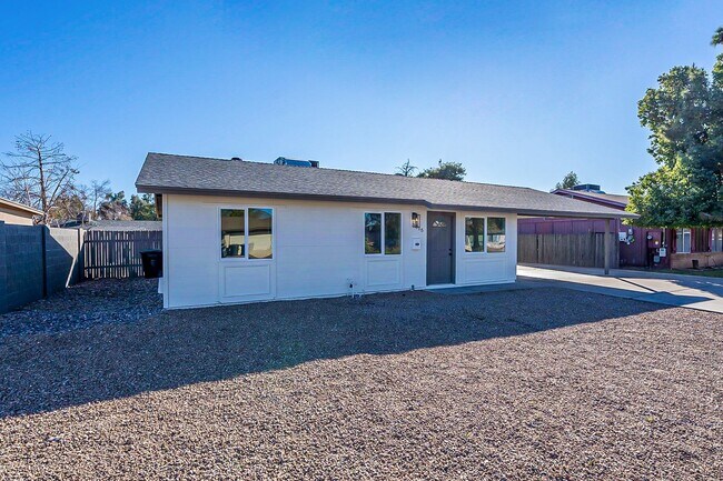 Foto del edificio - Lovely Chandler Home near everything!
