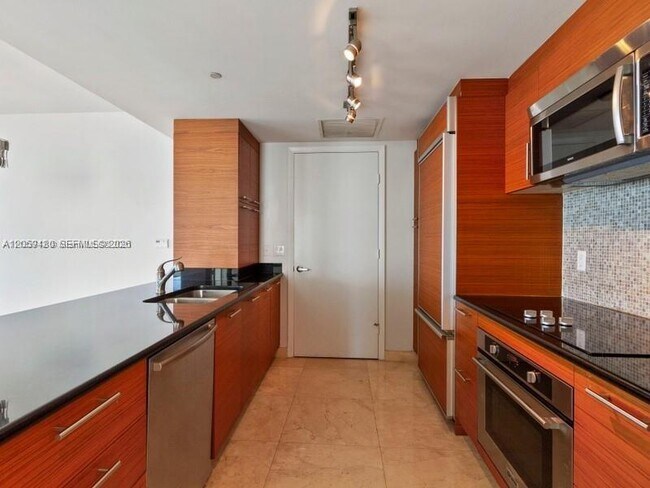 Foto del edificio - 50 Biscayne Blvd