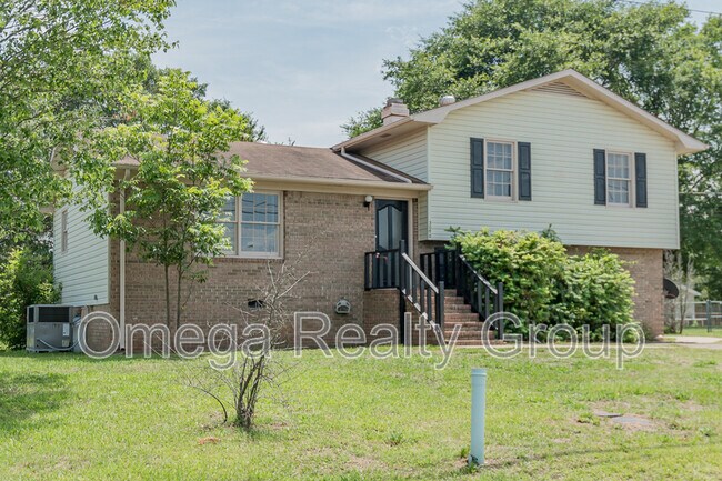 Building Photo - 3010 Friendship Rd