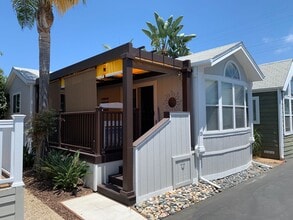 Building Photo - 1624 N Coast Hwy