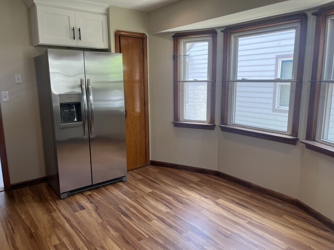 Foto del edificio - 7133 Bletch Ct