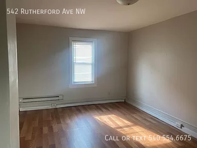 Foto del edificio - 542 Rutherford Ave NW