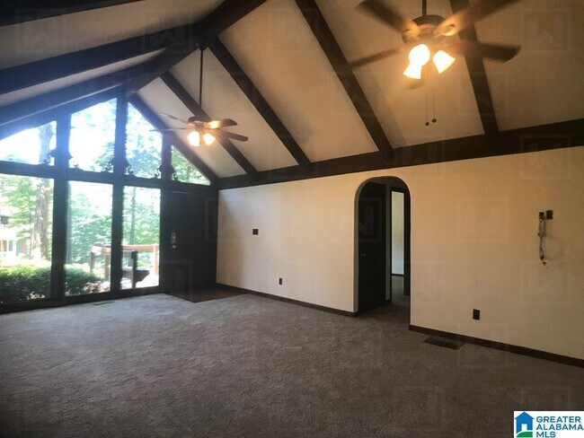 Building Photo - 100 Cahaba Forest Dr