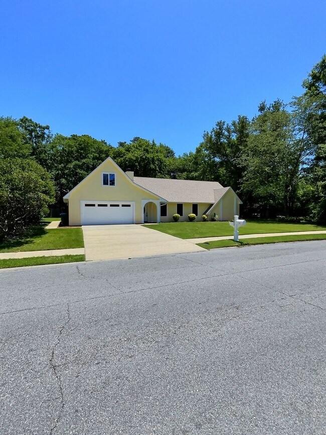 Foto del edificio - Spacious 4 bedroom home in Ocean Springs!