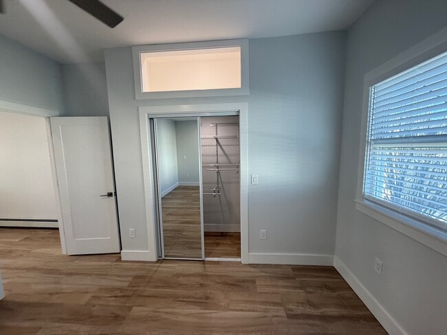 Building Photo - 53 W Eagle St