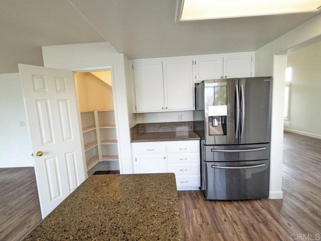 Foto del edificio - 649 Montage Rd