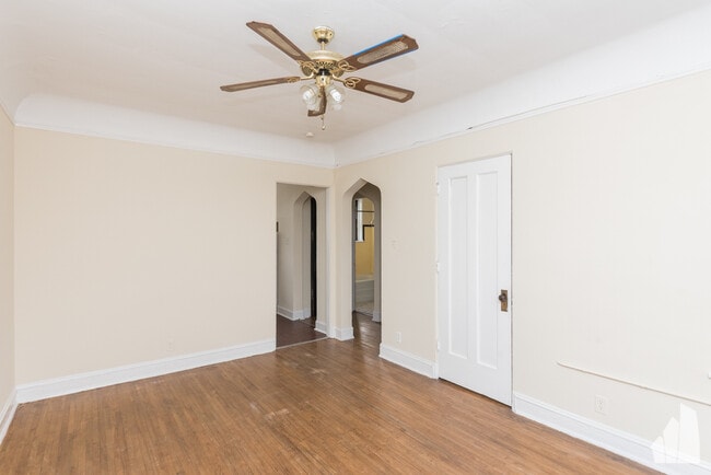 Foto del edificio - 4409 N Wolcott Ave