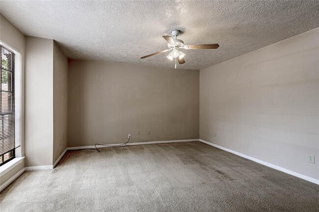 Foto del edificio - 2402 Sycamore Ave