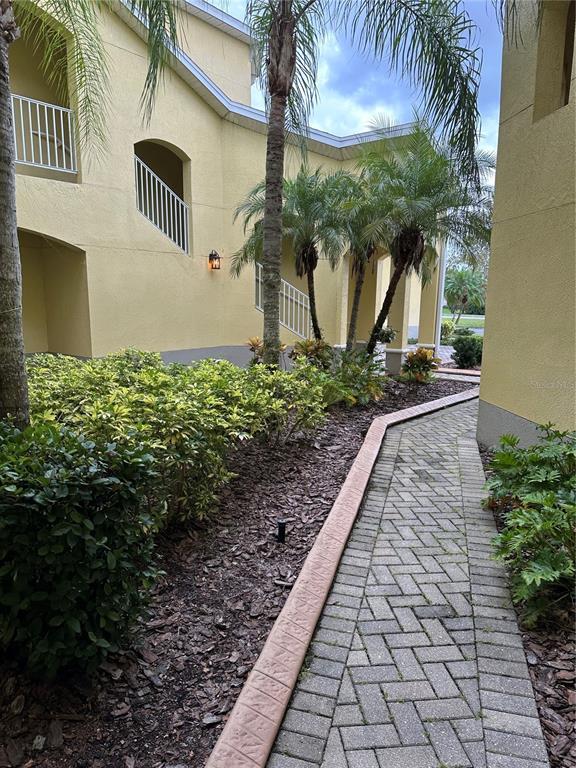 Foto del edificio - 3917 Serenade Ln