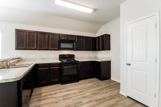 Foto del edificio - 25734 Hazy Elm Ln