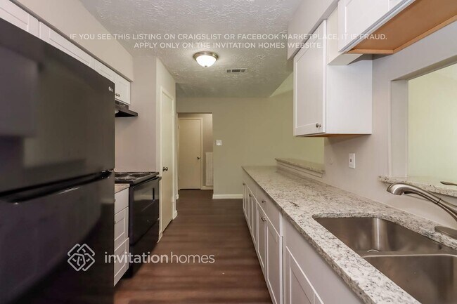 Foto del edificio - 23435 Verngate Dr