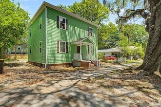 Building Photo - 637 E 38th St