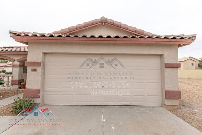 Foto del edificio - 5706 N 74th Dr