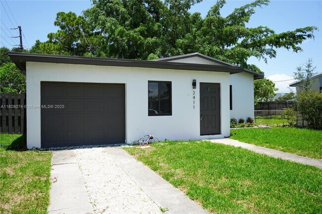 Foto del edificio - 2411 NW 9th St