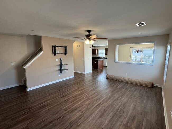 Foto del edificio - 127 Emanuel Creek Drive