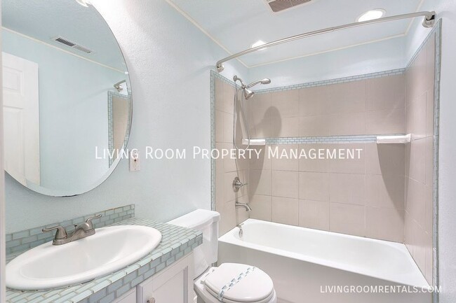 Photo - 7021 SE 69th Ave- House