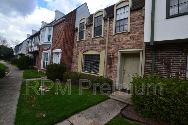 Foto del edificio - 10135 Jefferson Hwy