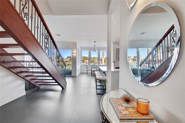 Foto del edificio - 257 N Coconut Ln