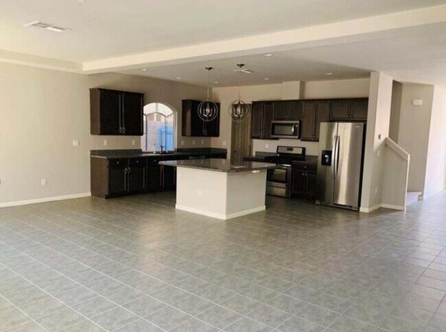 Foto del edificio - 4 BEDROOMS IN HIGHLANDS RANCH!!!