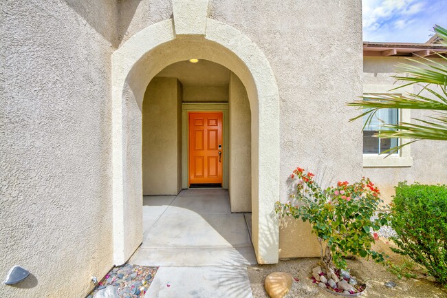 Entrada grande - 702 Summit Dr