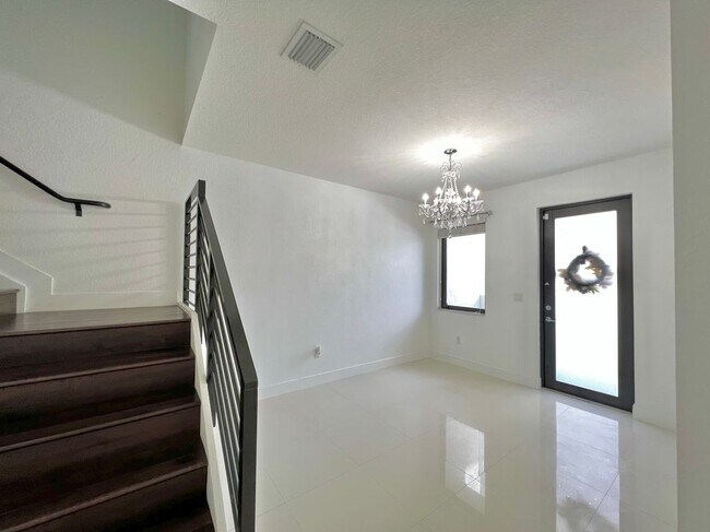 Foto del edificio - 492 SW 91st Pl