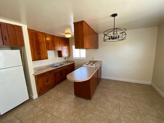 Building Photo - 4652 E Mountain View Dr