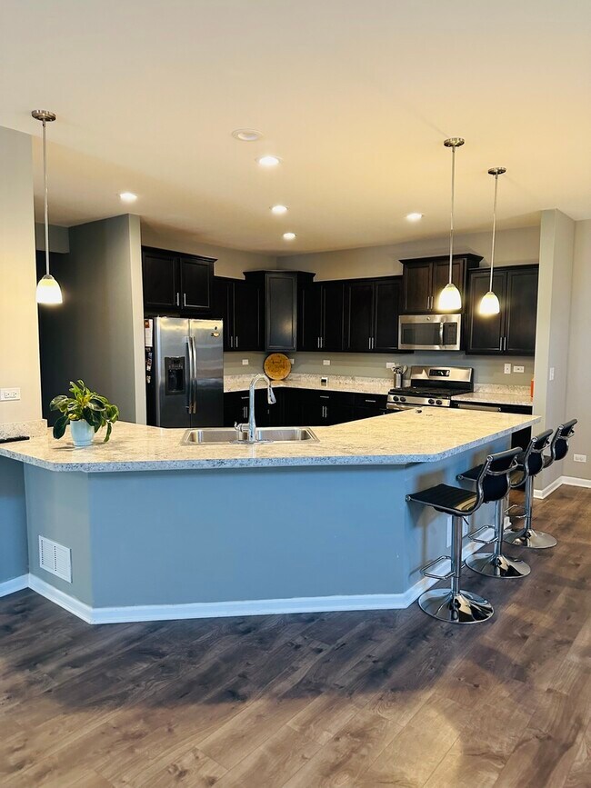 Foto del edificio - 300 Winthrop Dr